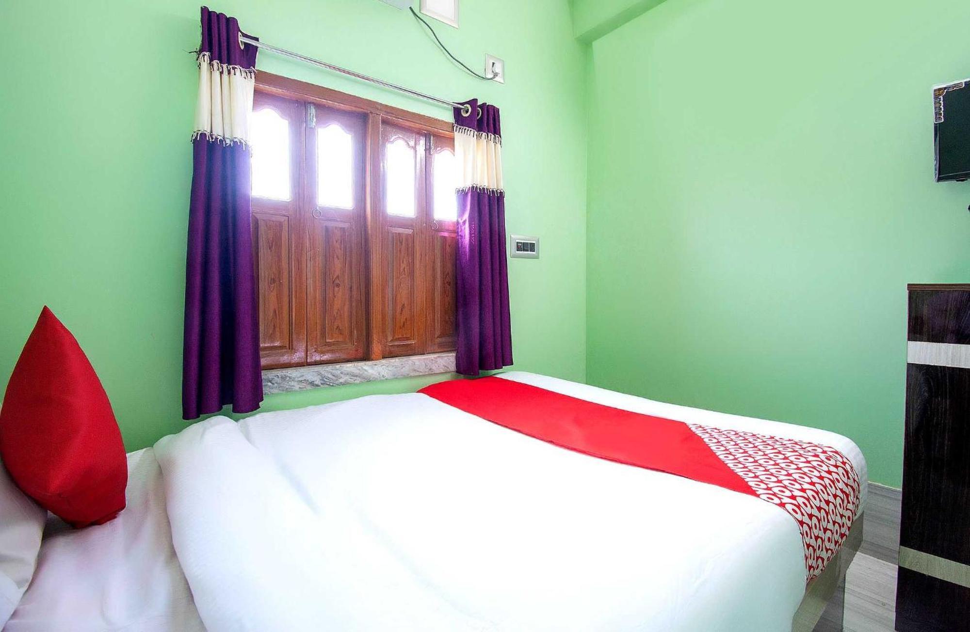 Hotel O Taj International Baharampur Exterior photo